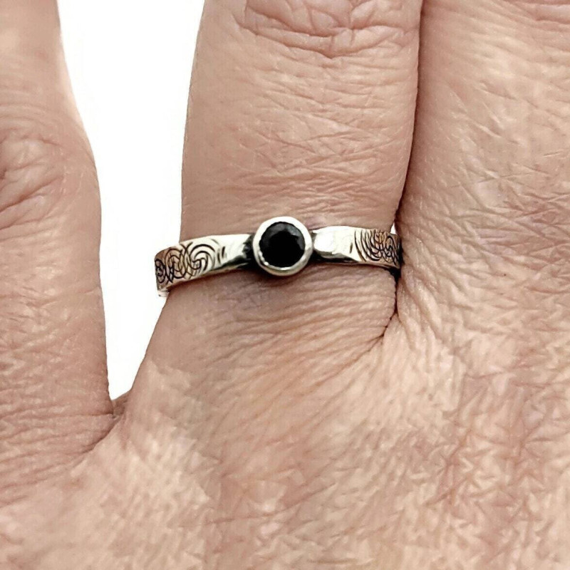 Black Spinel Sterling Silver Antique Look Ring US Size 8