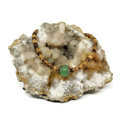 Green Aventurine and Coconut Shell Beaded Bracelet